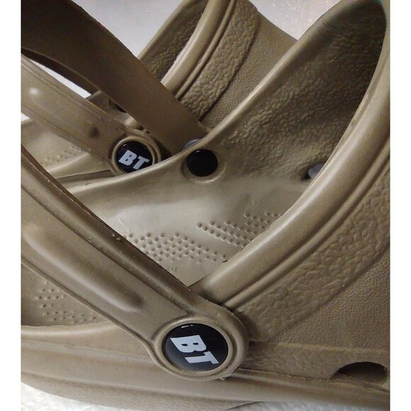 BT by Baretraps Alex Unisex Khaki Clogs Size XXL  Men (11/12) Women (13/14) NWT - Picture 6 of 10